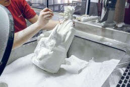 Unpacking the 3D printed replicas from voxeljet
