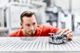 Spare parts production on the VX200 HSS from voxeljet
