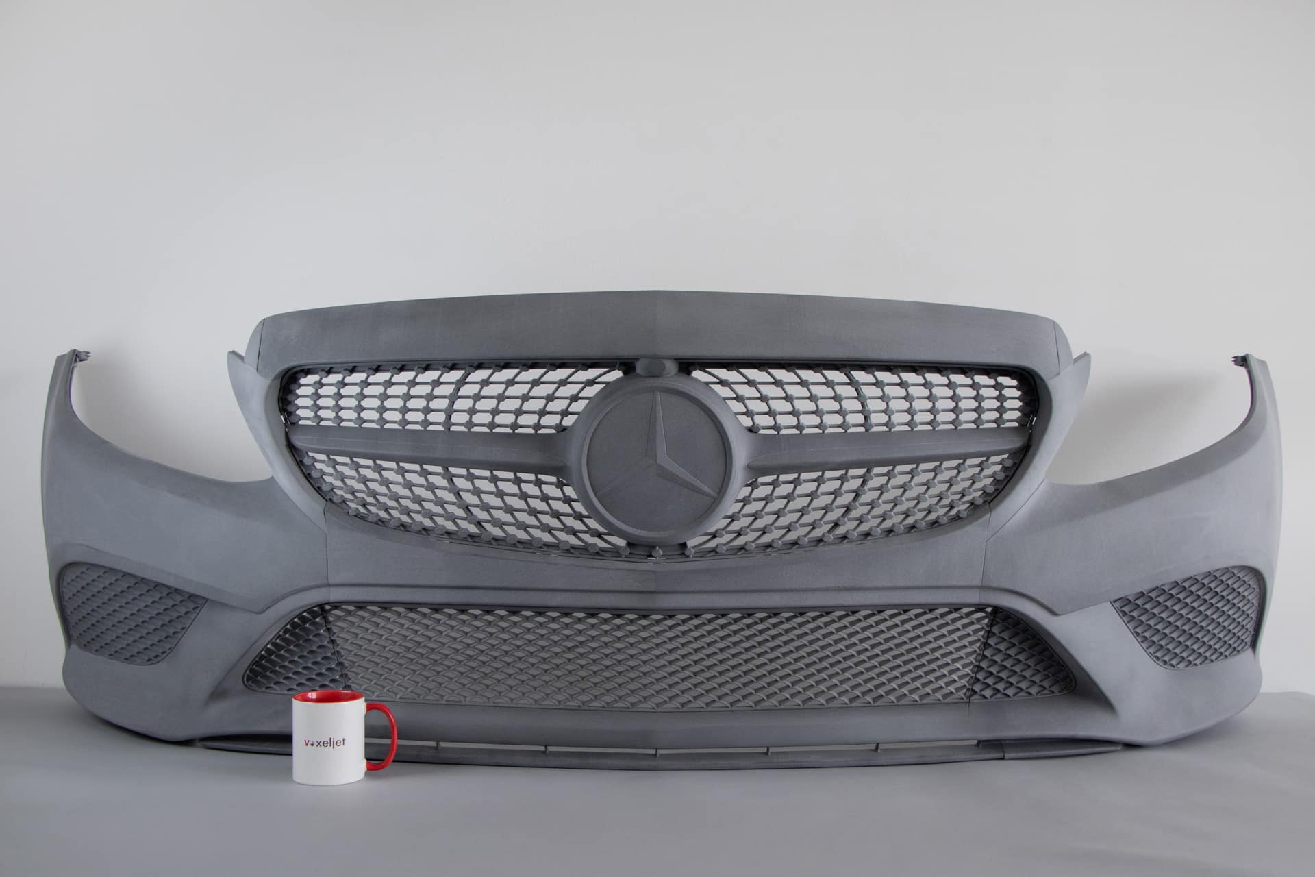 3D-Druck im Großformat: additiv gefertigter Stoßfänger von Mercedes Benz